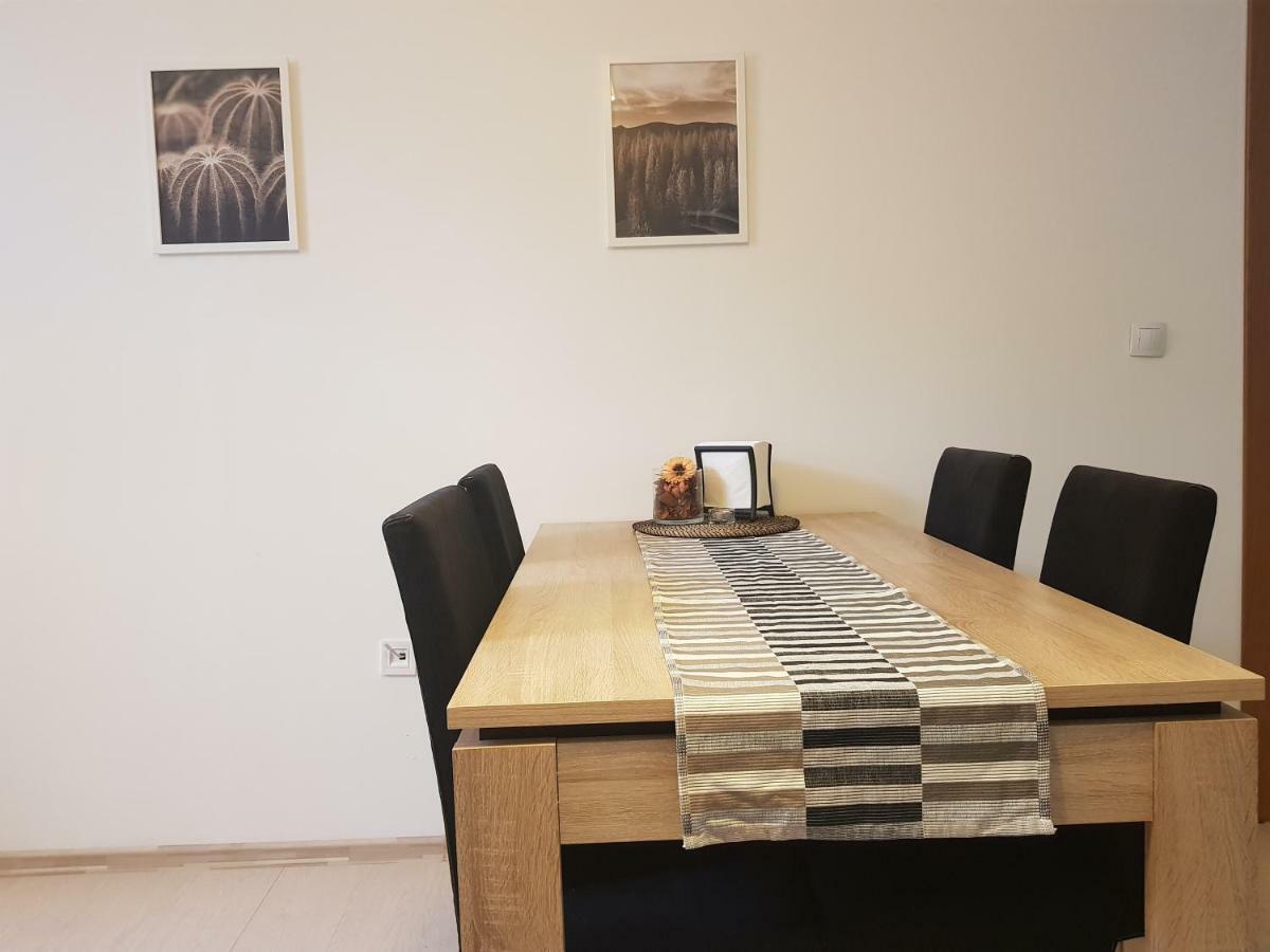 Radomir Downtown Apartments ภายนอก รูปภาพ